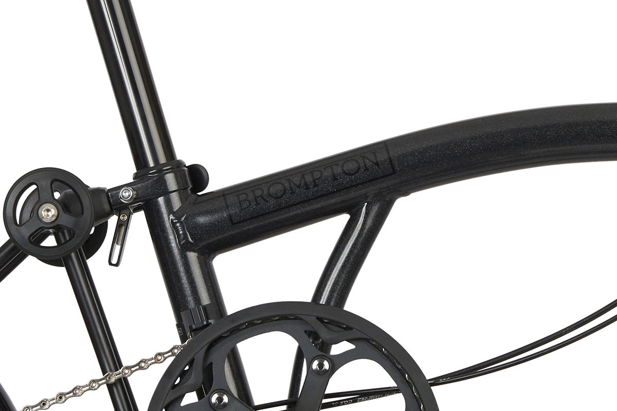P Line Urban with Roller Frame Midnight Black decal